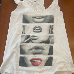 Corner Shop. UO Lipstack tank